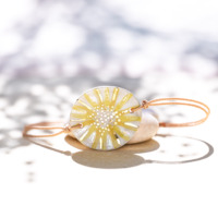 Bracelet en céramique jaune et blanc, doré à l'or fin - Modèle Flore Étoilée - Cala Gioia