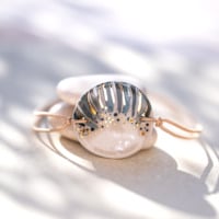 Bracelet en céramique gris bleu, doré à l'or fin - Modèle Rivage Ombragé - Cala Gioia