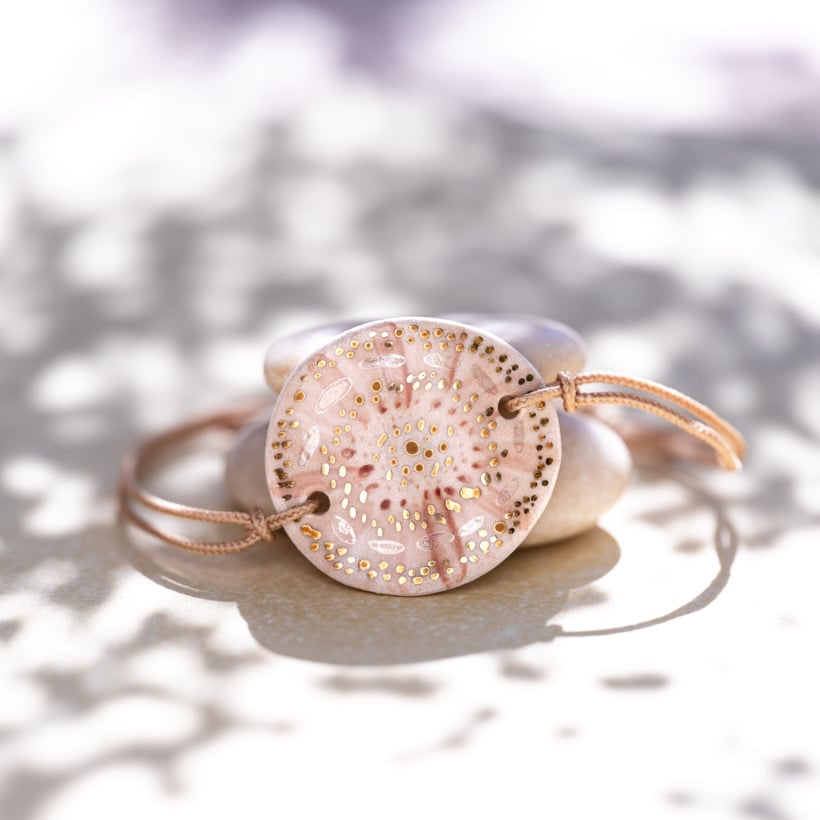 Bracelet en céramique beige et blanc, doré à l'or fin - Modèle Douce Clarté - Cala Gioia